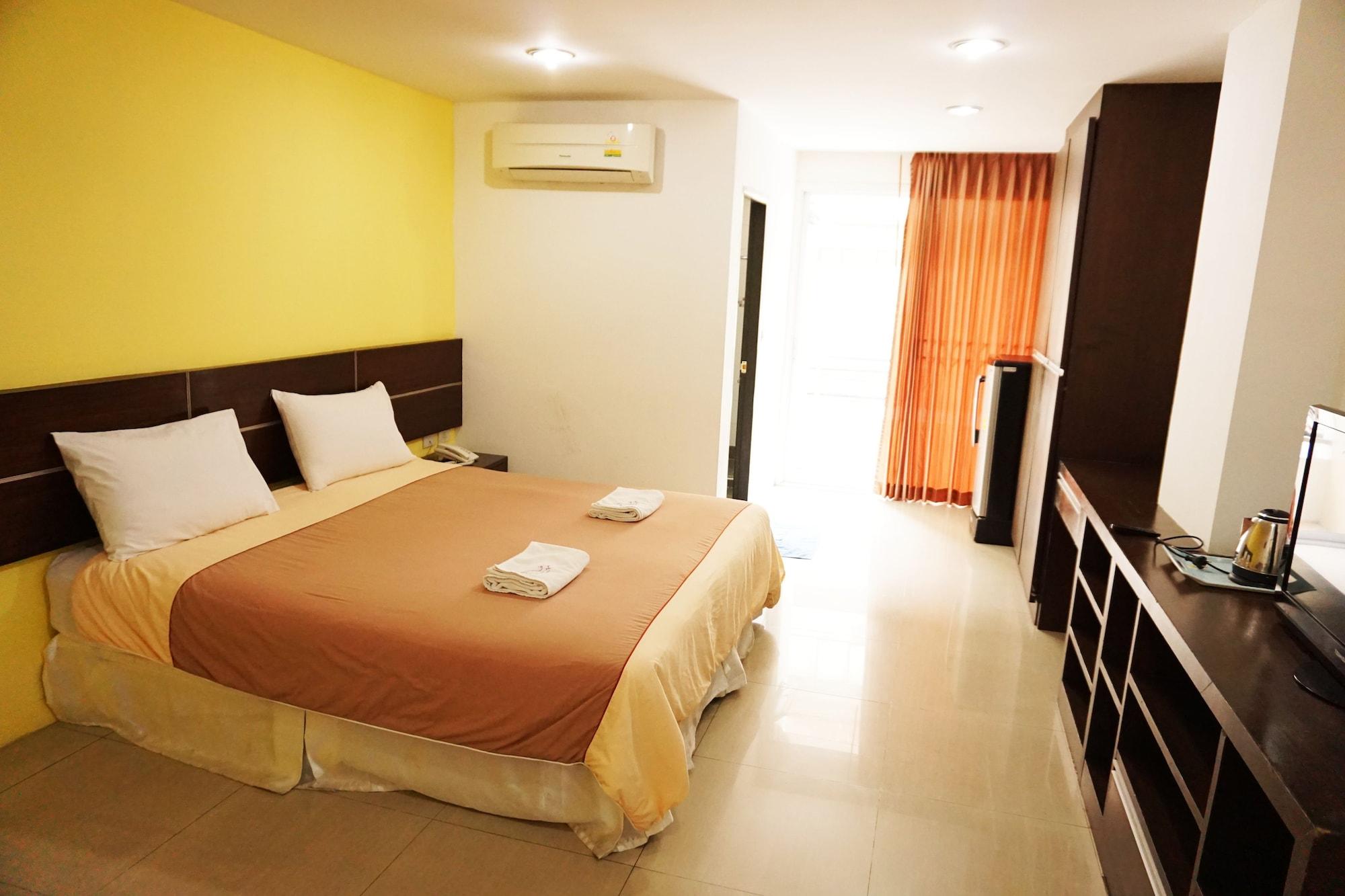 Diamond Bangkok Apartment Extérieur photo